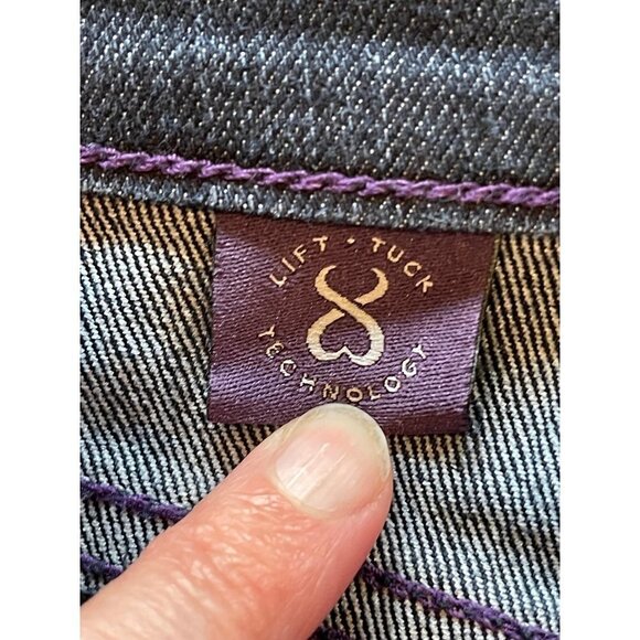 NYDJ Straight Leg Mid Rise Dark Wash Jeans With‎ Jeweled Back Pockets Size 8 - Picture 12 of 12